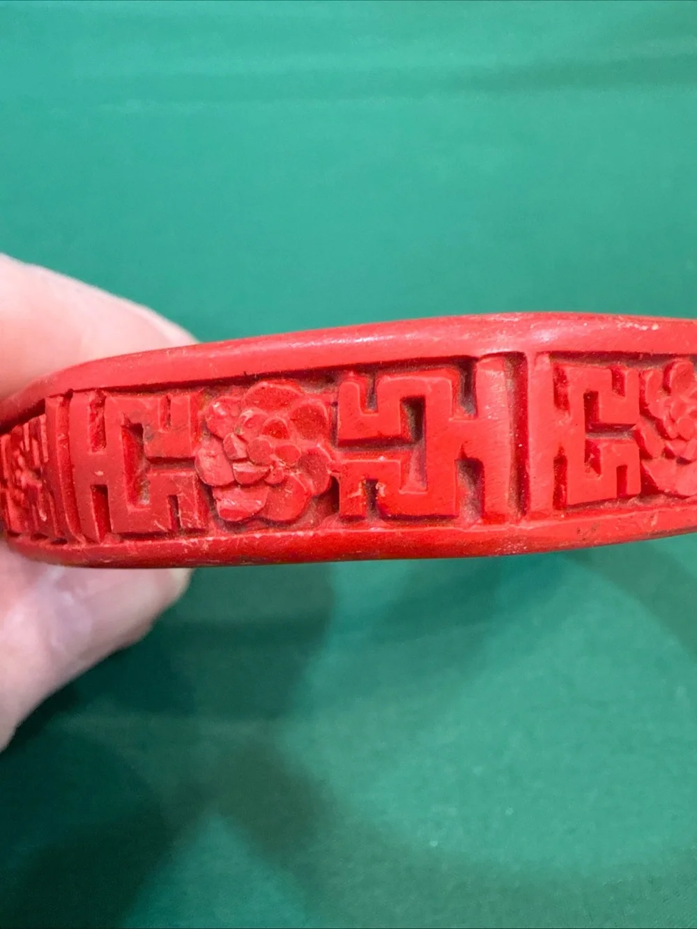 VTG Red Bamboo Style Carved Bangle Bracelets Cinnabar Style. 92D